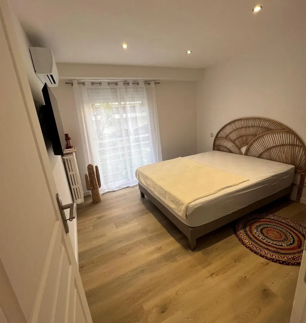 Beautiful Renovated 2Br Min From Beach Palais Cannes