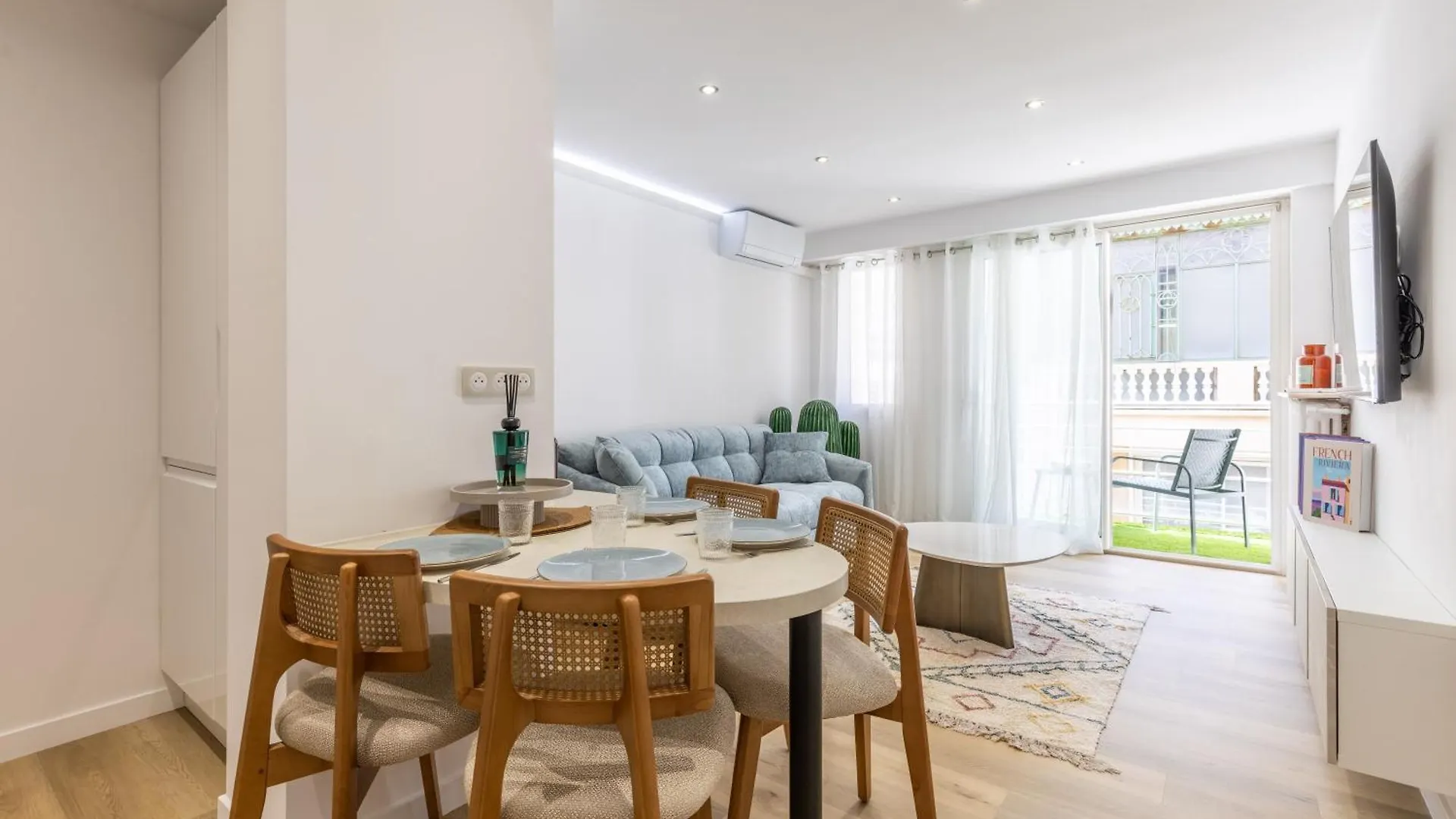 Apartment Beautiful Renovated 2Br Min From Beach Palais Cannes