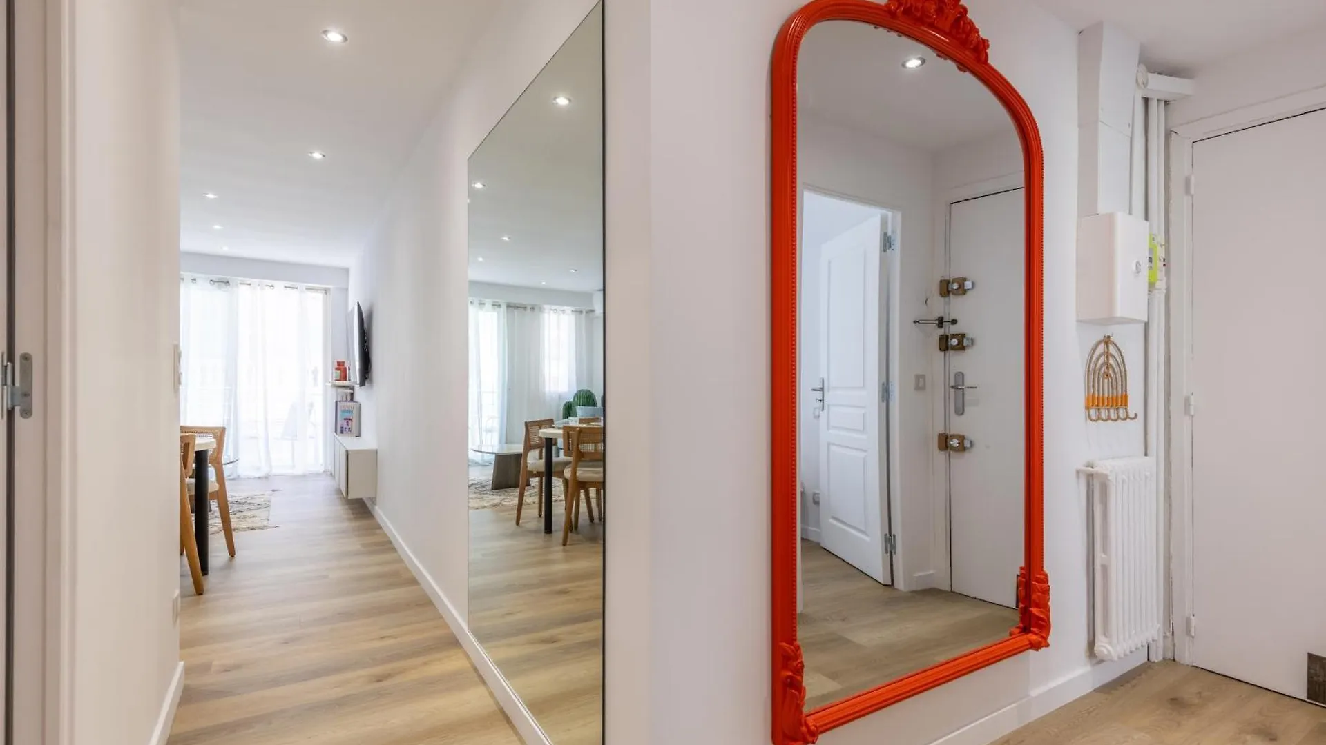 Beautiful Renovated 2Br Min From Beach Palais Cannes