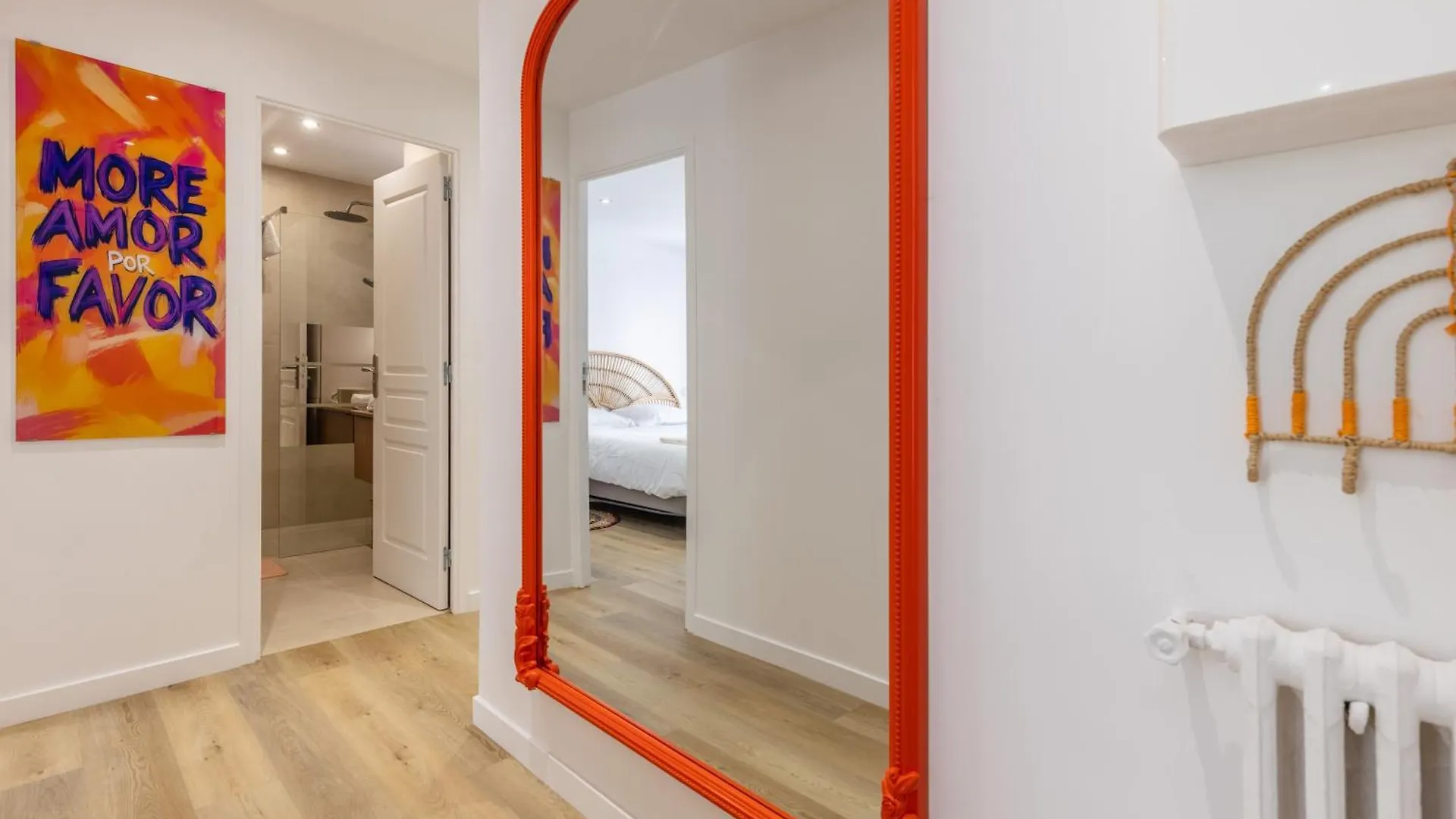 Beautiful Renovated 2Br Min From Beach Palais Cannes France